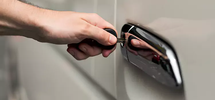 Why Choose Our Auto Locksmith Team in Fort Lee, NJ?