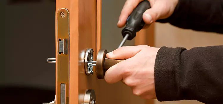 Semi Truck Locksmith Fort Lee